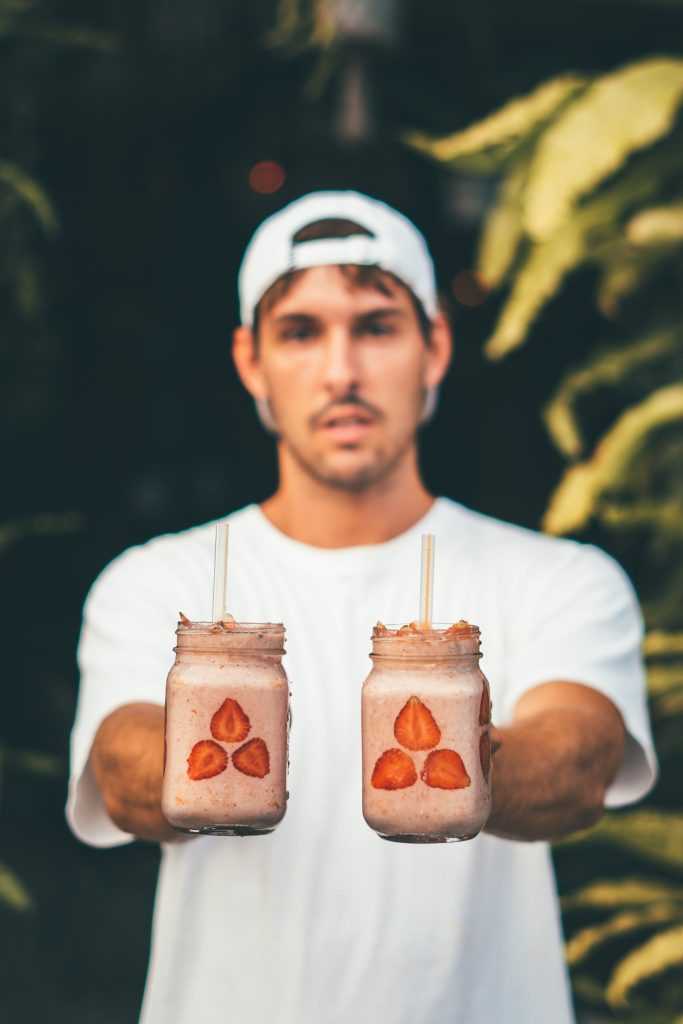 Batido detox de fresa, manzana y plátano en la Thermomix