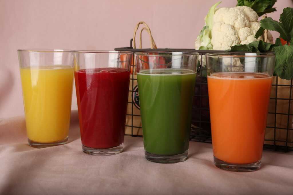 Zumo 3 en 1: naranja, zanahoria y remolacha