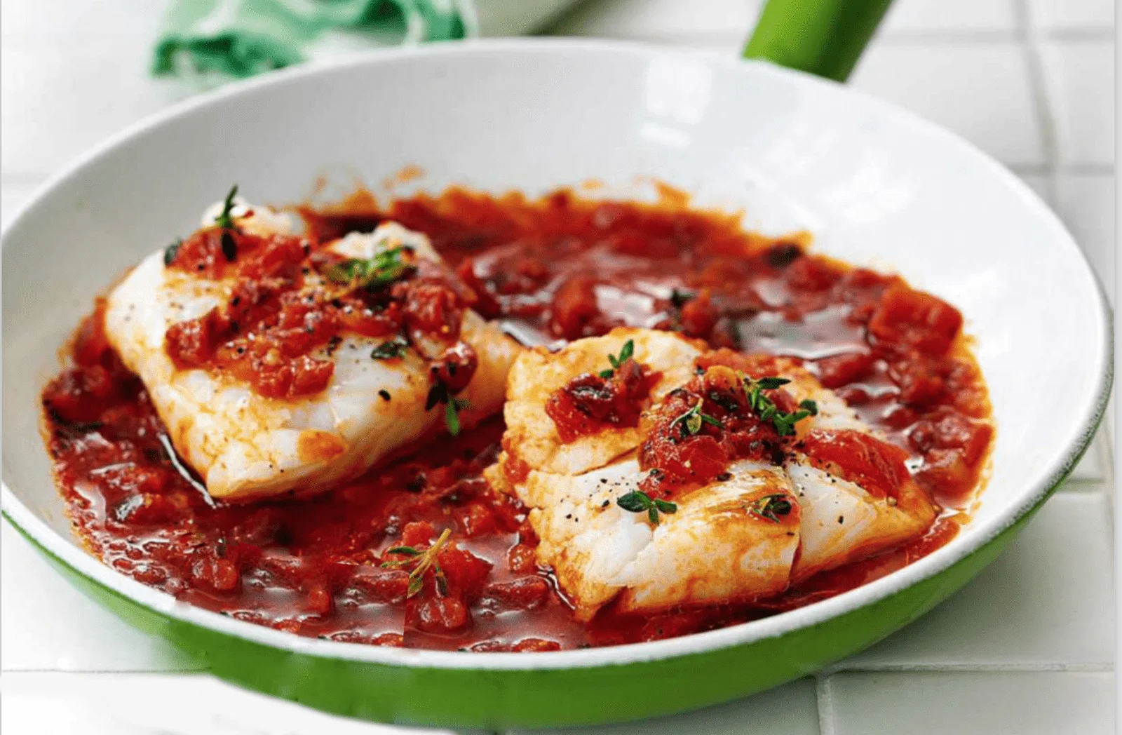 Bacalao en salsa de tomate ligera en la Thermomix