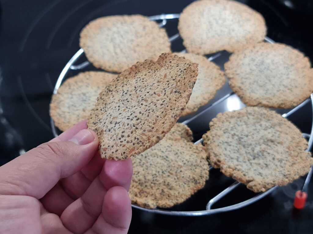 Crackers keto sin queso ya horneadas