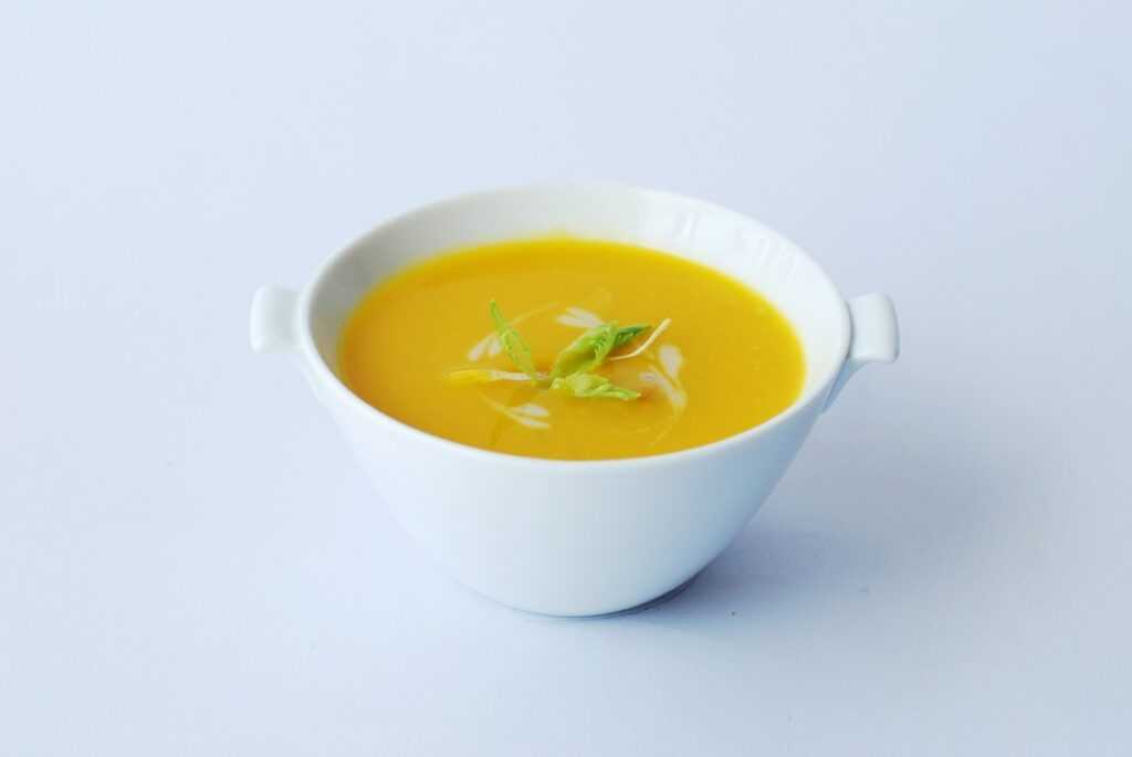 Crema de zanahoria, naranja y jengibre en la Thermomix