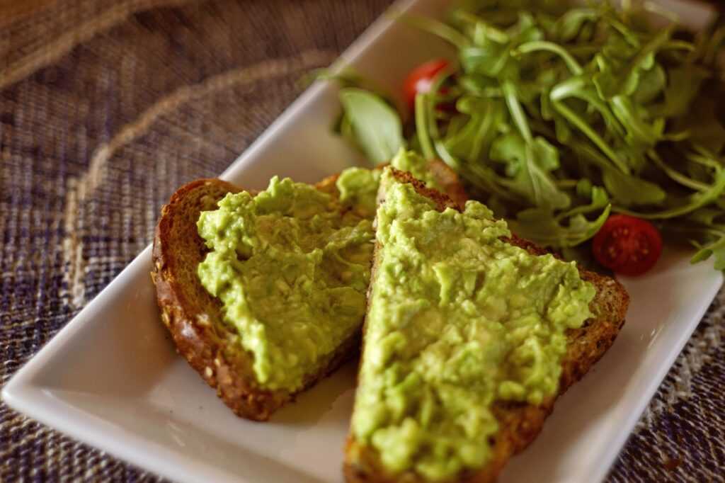 Paté de aguacate en la Thermomix