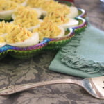 Huevos rellenos con salmón en conserva en la Thermomix