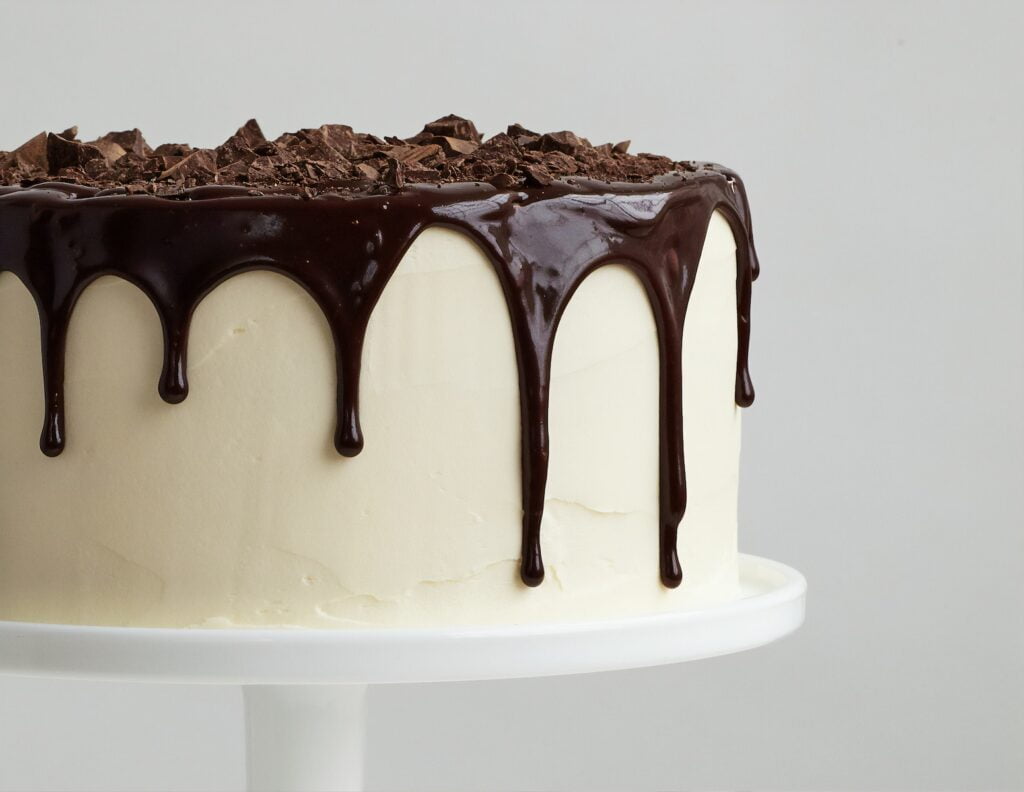 Tarta de merengue con chocolate en la thermomix