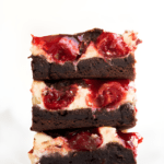 Brownie con queso crema y cerezas en la Thermomix