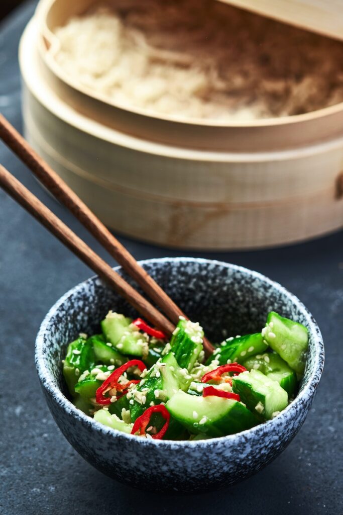 Ensalada japonesa de pepino con thermomix