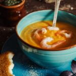 Crema de garbanzos con langostinos en la Thermomix