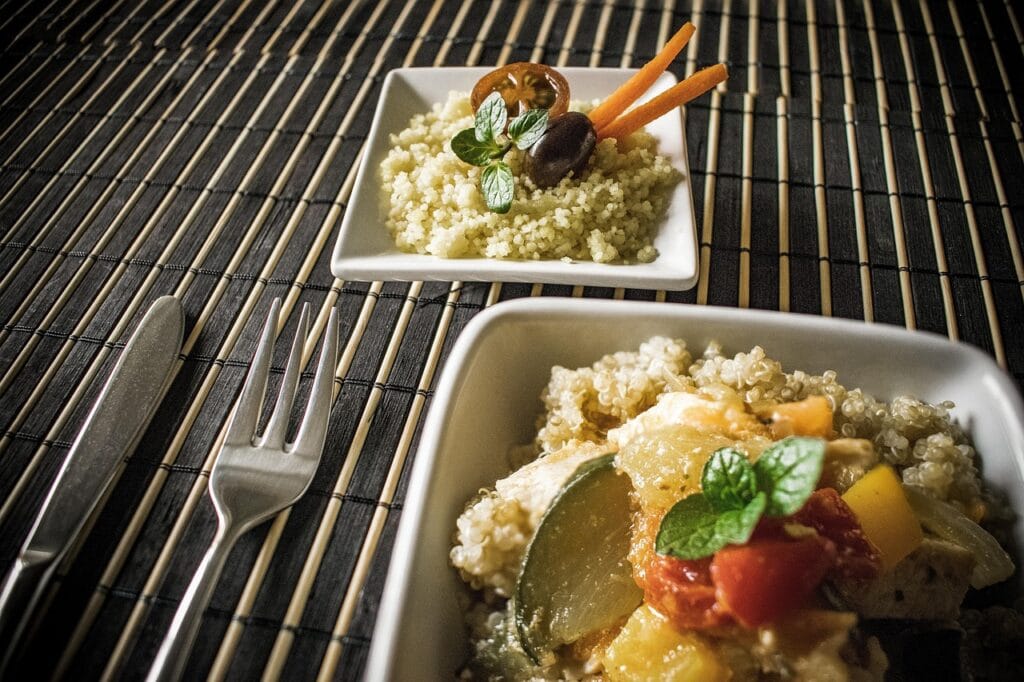 Cuscus con garbanzos y verduras Cuscus con garbanzos y verduras